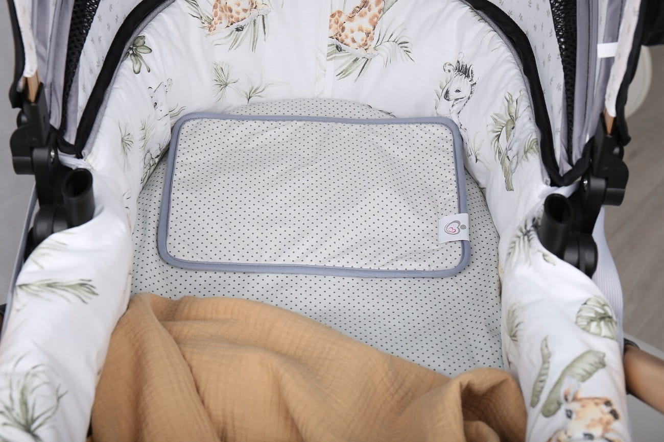 Podkładka antypotowa uniwersalna do wózka fotelika gondoli Babymam - obrazek 6