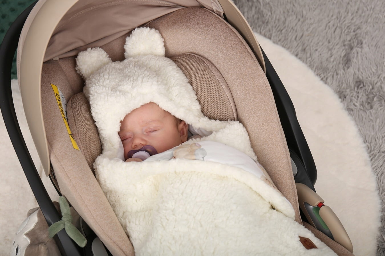 Babymam otulacz do fotelika wózka nosidełka zapinany ciepły bawełna plusz - obrazek 6