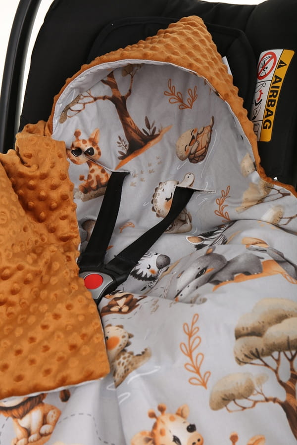 Babymam kocyk minky do fotelika nosidełka ciepły - obrazek 4